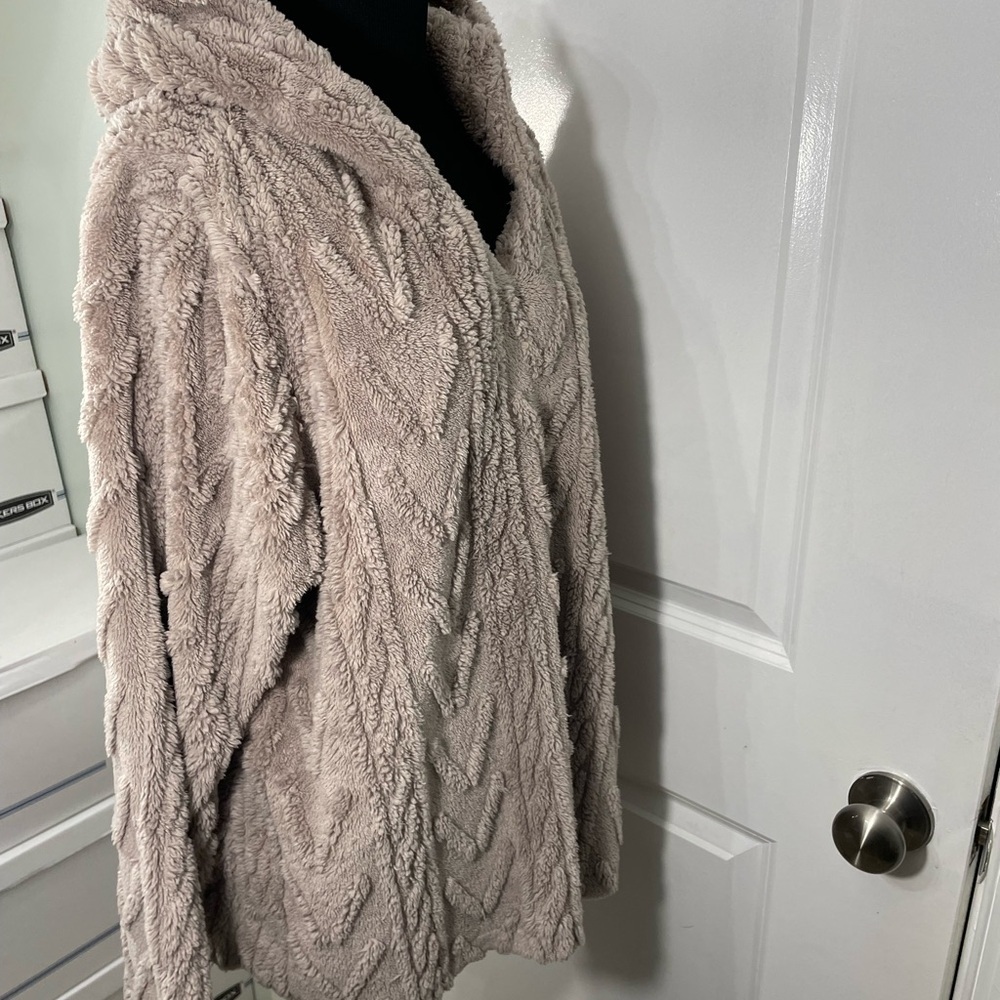 Plush Taupe Hooded Sherpa Sweater Size 2XL CB- - Picture 6 of 8